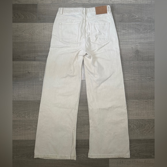 Light Beige Jeans - Picture 2 of 2